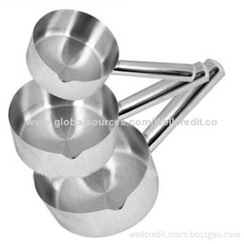 Stainless steel water dipper with lip